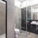 Luxury Old Town Oasis For Family And Friends Porto