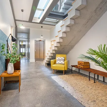 Luxury Old Town Oasis For Family And Friends Willa