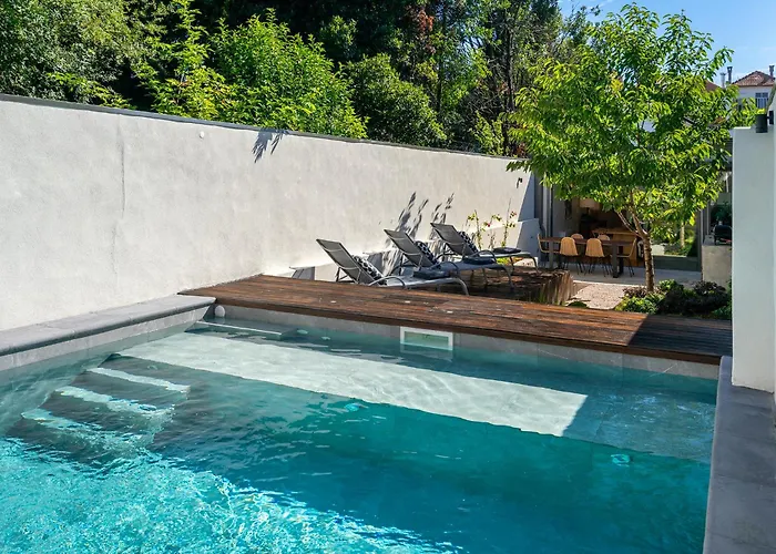 Luxury Old Town Oasis For Family And Friends Porto