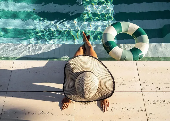 Luxury Old Town Oasis For Family And Friends Βίλα