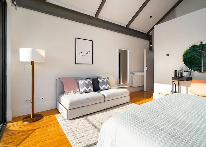 Villa Luxury Old Town Oasis For Family And Friends Porto